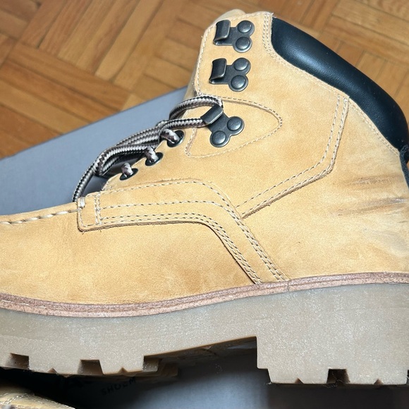 Vagabond Cosmo 2.0 Hiker - Picture 9 of 16